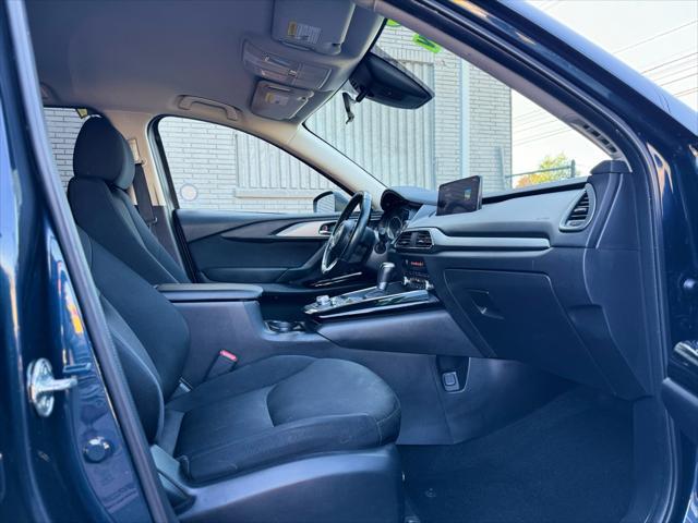 Photo of 2022 Deep Crystal Blue Mica Mazda CX-9