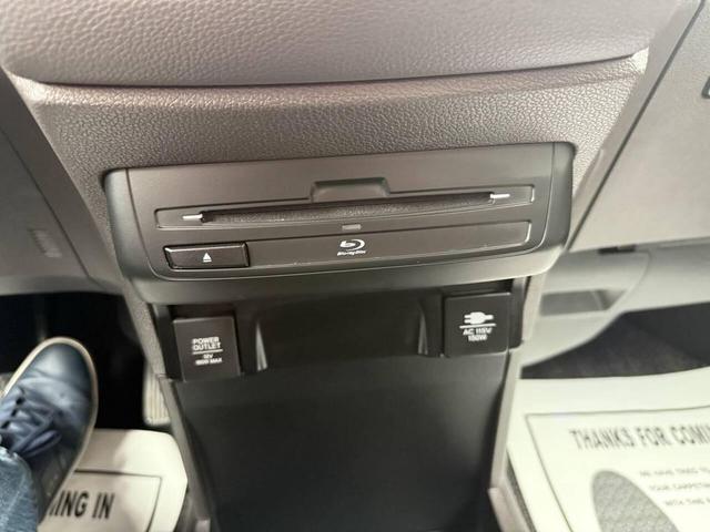 Photo of 2019 Lunar Silver Metallic Honda Odyssey