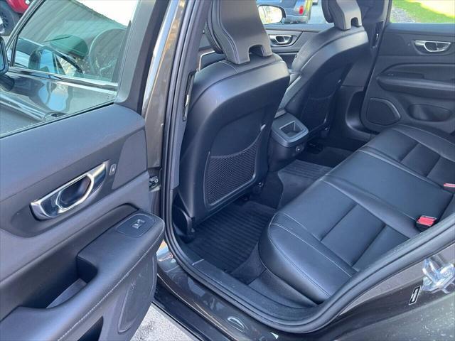 Photo of 2022 Gray Volvo S60