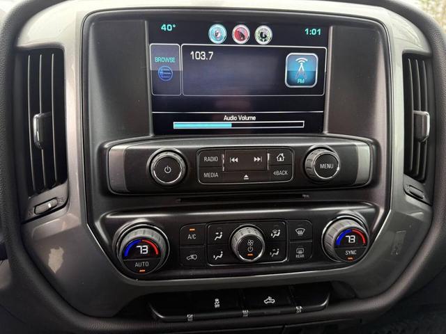 Photo of 2015 Gray Chevrolet Silverado 1500