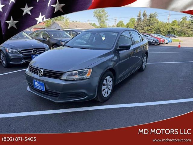 Photo of 2013 Platinum Gray Metallic Volkswagen Jetta