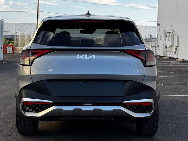 Photo of 2023 Silver Kia Sportage