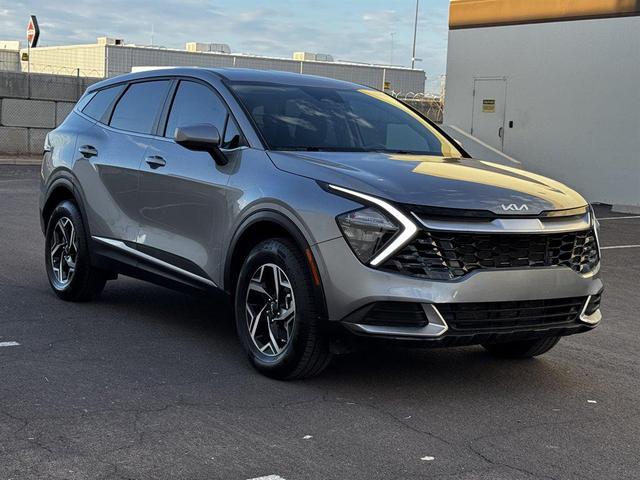Photo of 2023 Silver Kia Sportage