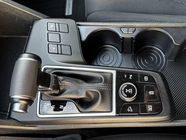 Photo of 2023 Silver Kia Sportage