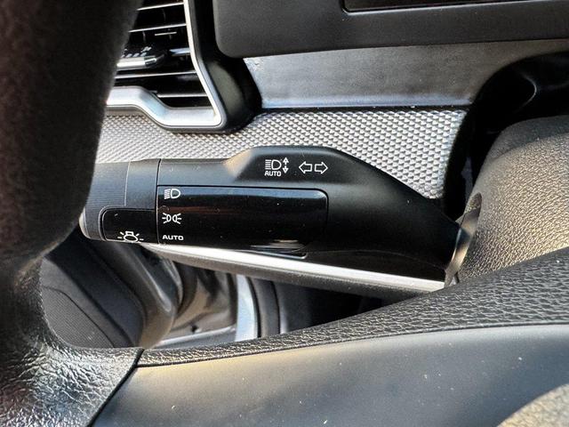 Photo of 2023 Silver Kia Sportage