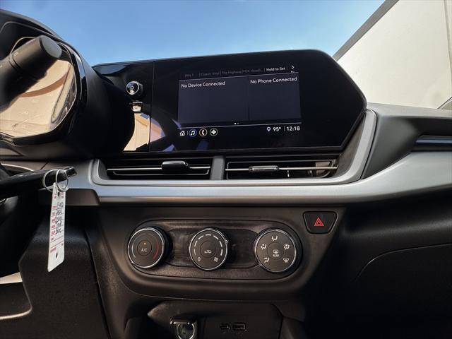 Photo of 2024 Blue Chevrolet Trax