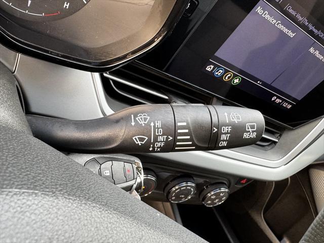 Photo of 2024 Blue Chevrolet Trax