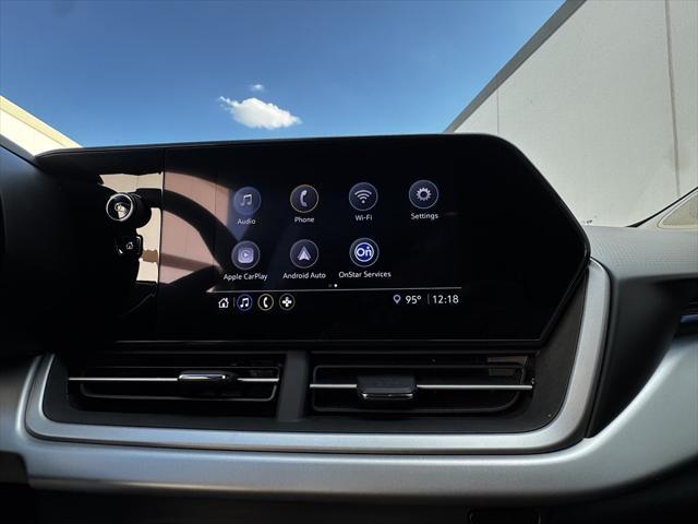 Photo of 2024 Blue Chevrolet Trax