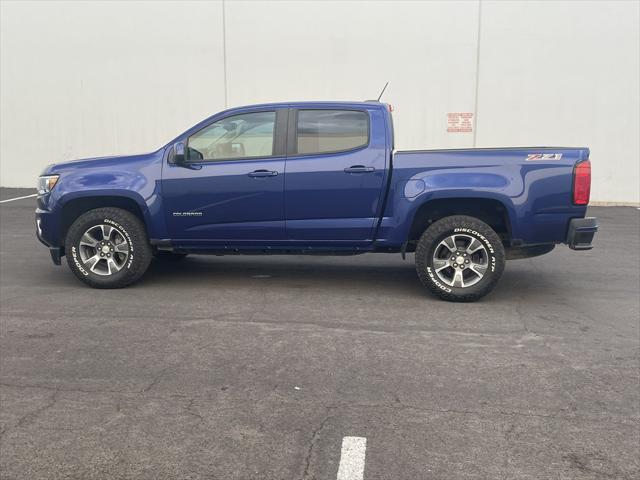 Photo of 2017 Blue Chevrolet Colorado