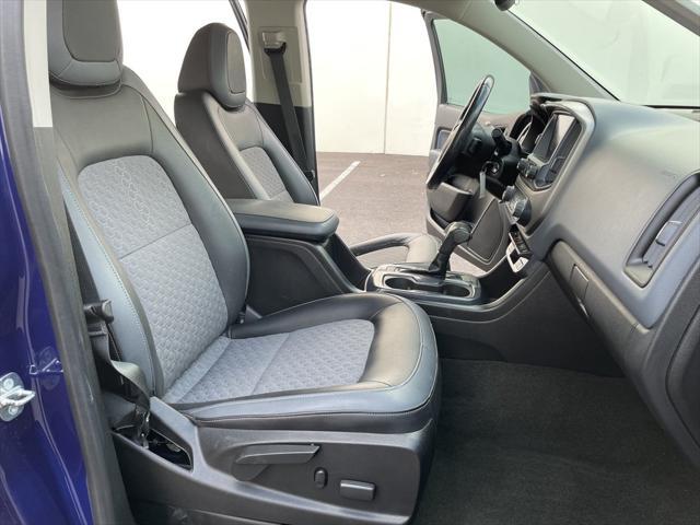 Photo of 2017 Blue Chevrolet Colorado
