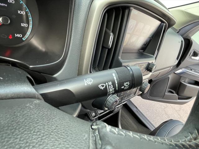 Photo of 2017 Blue Chevrolet Colorado