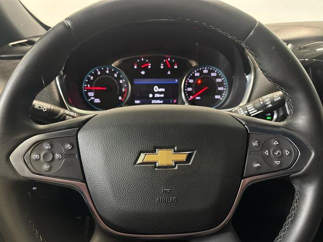 Photo of 2023 Northsky Blue Metallic Chevrolet Traverse
