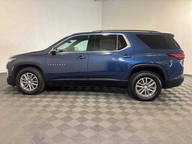 Photo of 2023 Northsky Blue Metallic Chevrolet Traverse
