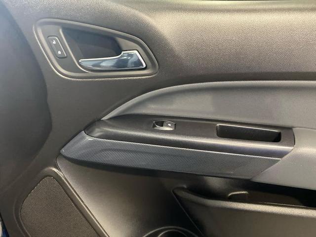 Photo of 2017 Black Chevrolet Colorado