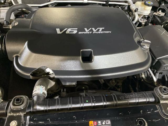 Photo of 2017 Black Chevrolet Colorado