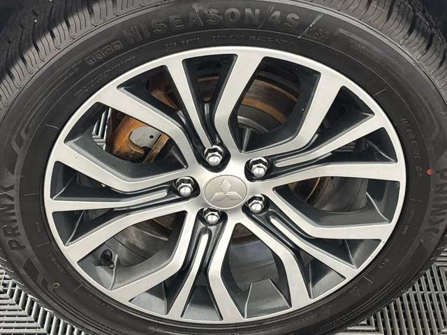 Photo of 2018 Diamond White Pearl Mitsubishi Outlander Sport