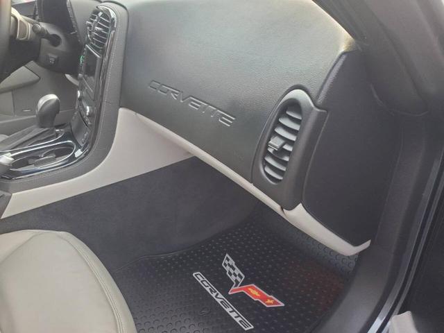 Photo of 2009 Gray Chevrolet Corvette