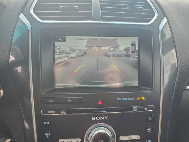Photo of 2016 Black Ford Explorer