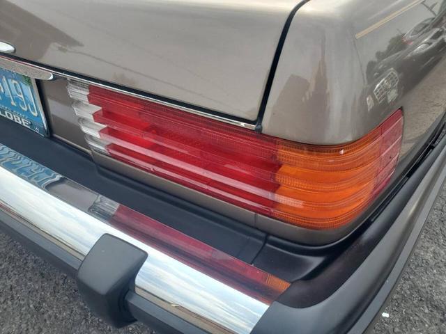 Photo of 1987 473 Mercedes-Benz SL-Class