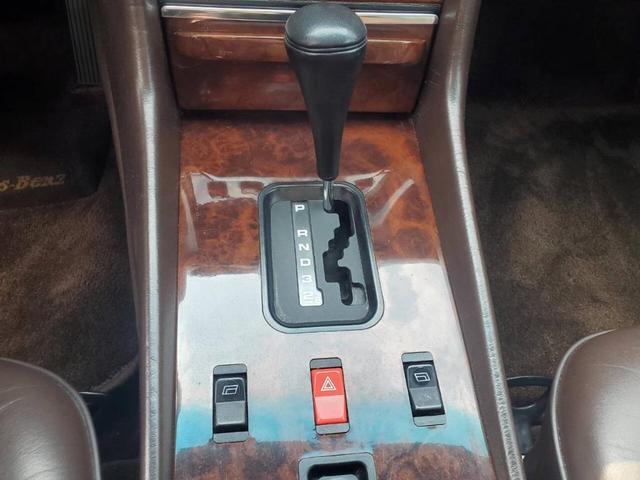 Photo of 1987 473 Mercedes-Benz SL-Class