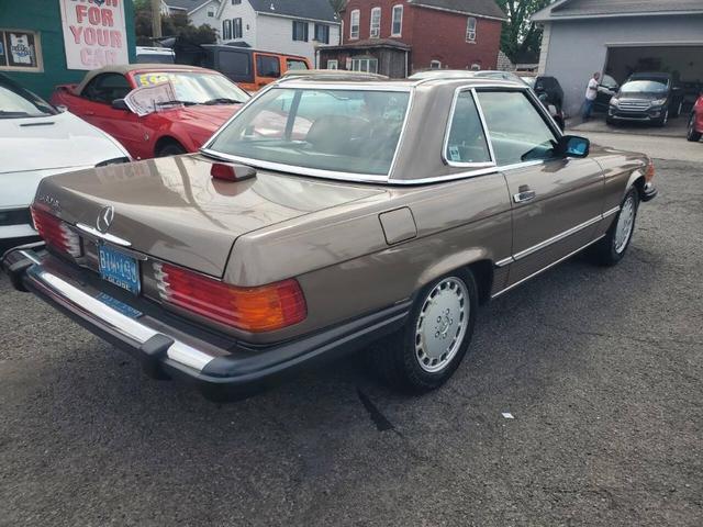 Photo of 1987 473 Mercedes-Benz SL-Class