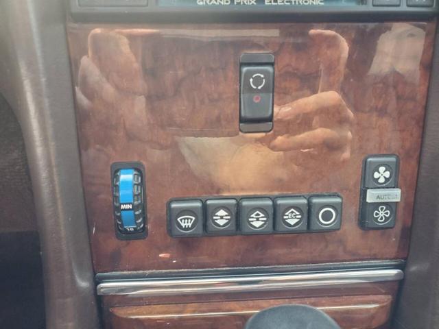 Photo of 1987 473 Mercedes-Benz SL-Class