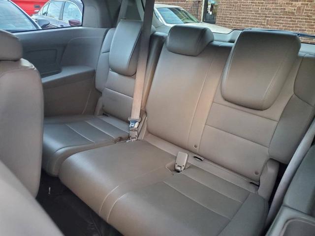 Photo of 2016 White Honda Odyssey