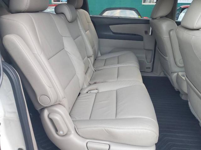 Photo of 2016 White Honda Odyssey