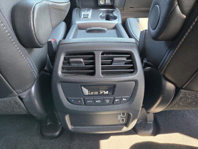 Photo of 2021 Black Honda Pilot