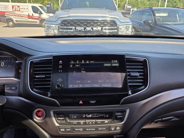 Photo of 2021 Black Honda Pilot