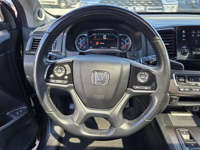 Photo of 2021 Black Honda Pilot