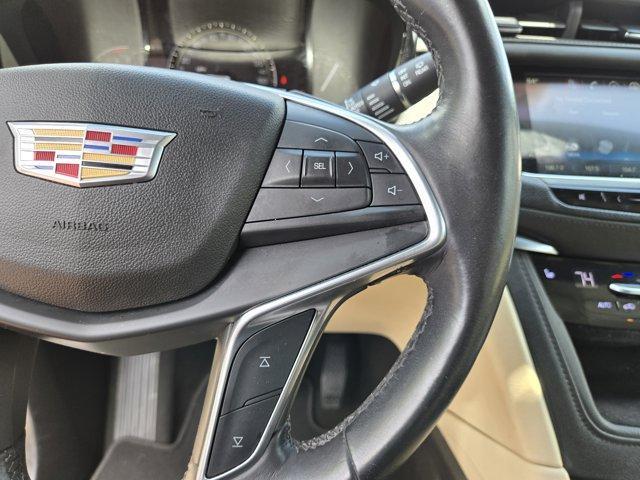 Photo of 2018 Bronze Dune Metallic Cadillac XT5