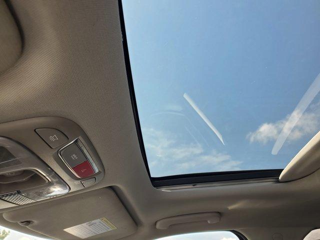 Photo of 2023 Ebony Black Kia Telluride