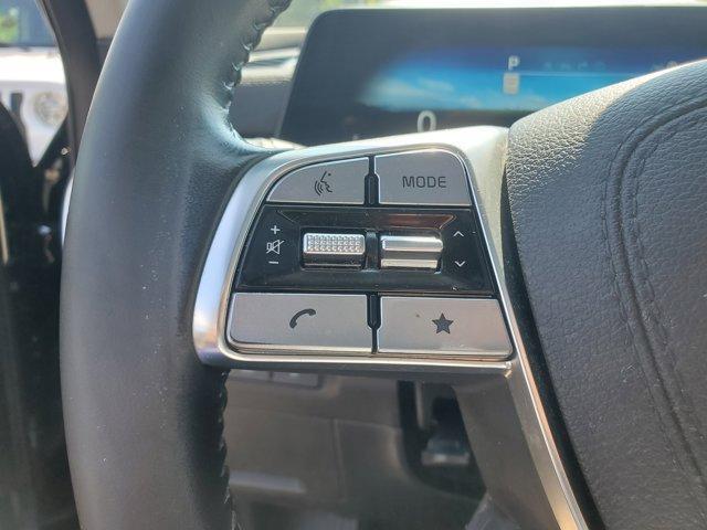 Photo of 2023 Ebony Black Kia Telluride