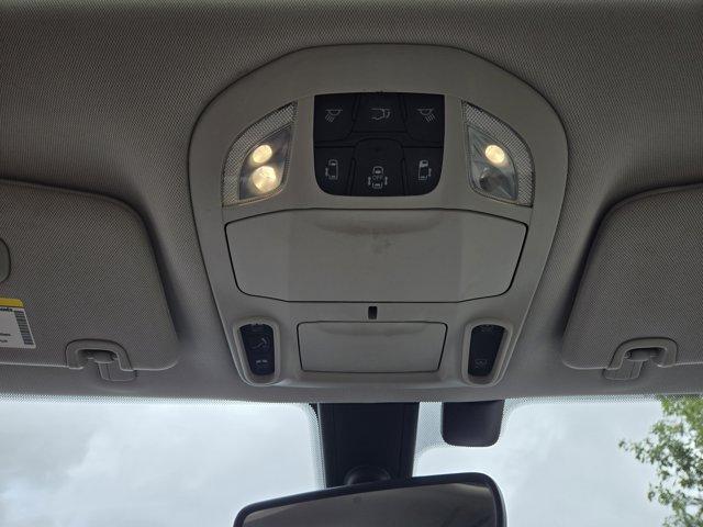 Photo of 2017 Jazz Blue Pearlcoat Chrysler Pacifica