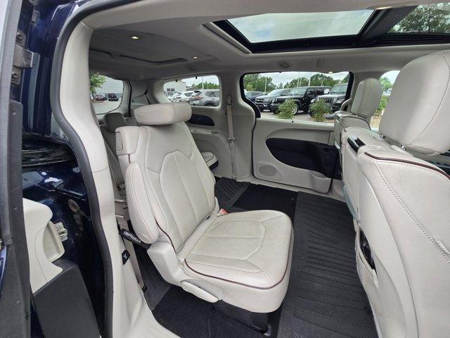 Photo of 2017 Jazz Blue Pearlcoat Chrysler Pacifica