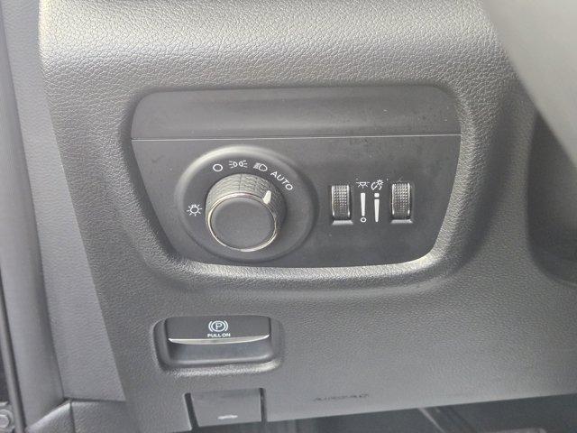Photo of 2024 Diamond Black Jeep Grand Cherokee L