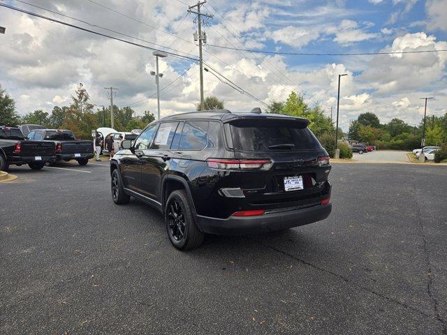 Photo of 2024 Diamond Black Jeep Grand Cherokee L