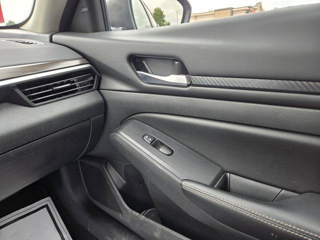 Photo of 2024 Gun Metallic Nissan Altima
