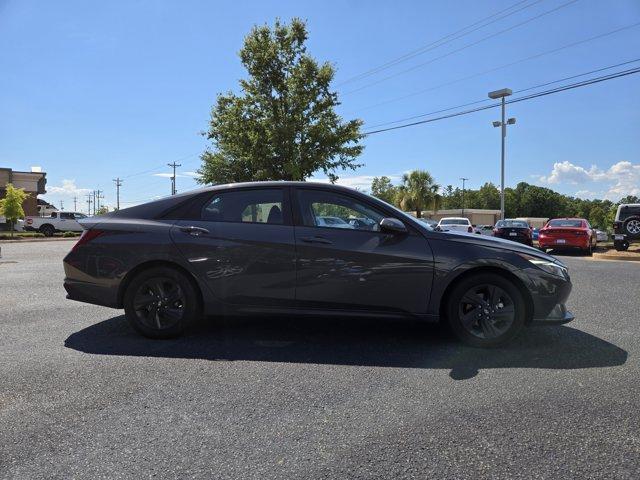 Photo of 2023 Gray Hyundai ELANTRA HEV