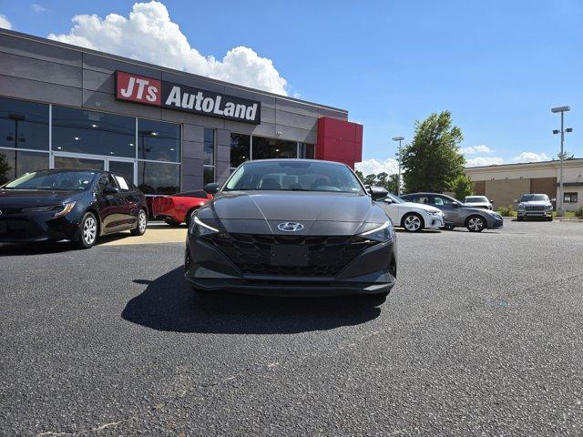 Photo of 2023 Gray Hyundai ELANTRA HEV