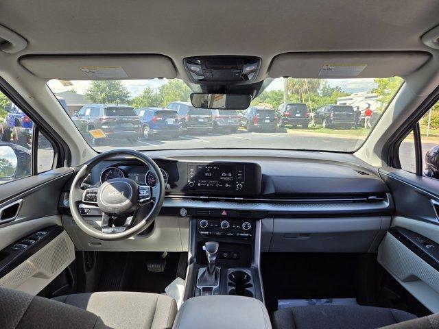 Photo of 2023 Deep Chroma Blue Kia Carnival