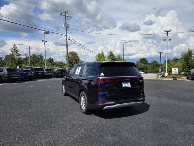 Photo of 2023 Deep Chroma Blue Kia Carnival