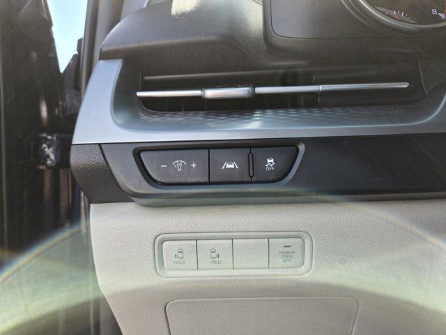Photo of 2023 Deep Chroma Blue Kia Carnival
