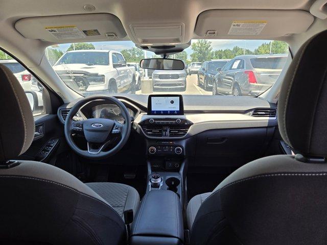 Photo of 2021 White Ford Escape