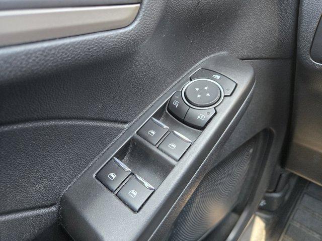 Photo of 2021 White Ford Escape