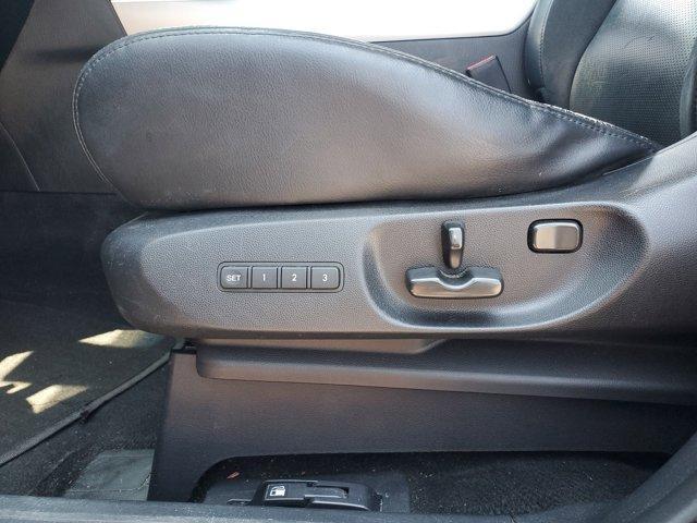 Photo of 2013 Brilliant Black Clearcoat Mazda CX-9