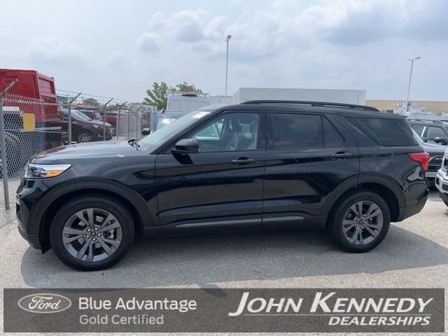Photo of 2022 AGATE BLACK METALLIC Ford Explorer