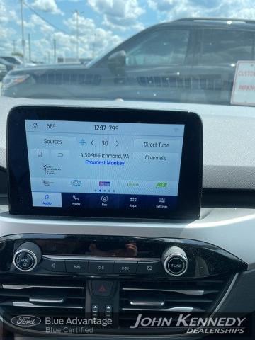 Photo of 2020 VELOCITY BLUE METALLIC Ford Escape
