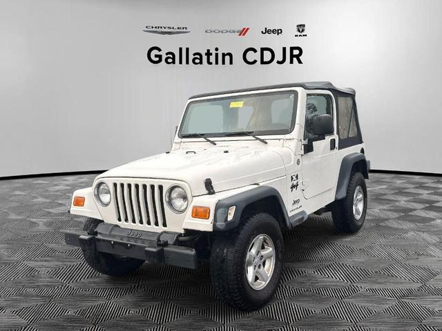 Photo of 2006 Stone White Jeep Wrangler